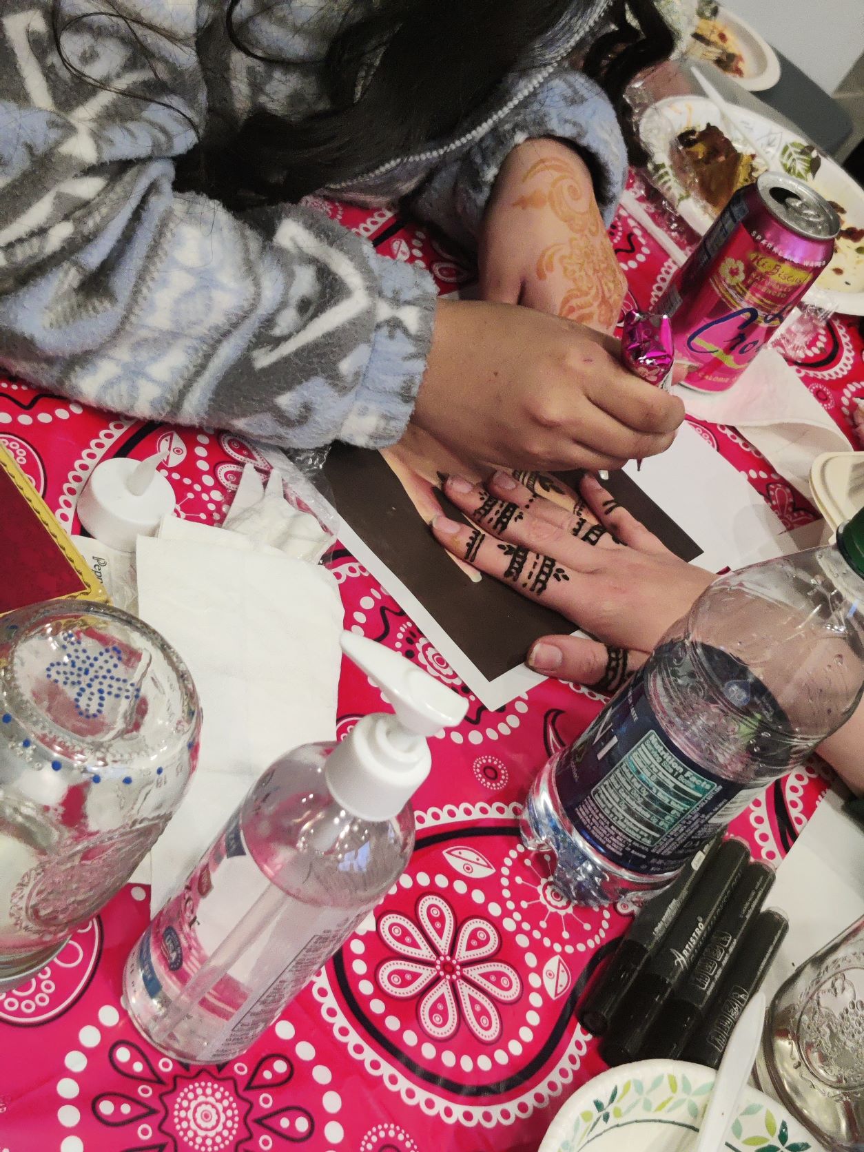 Harnwellians enjoy working with Henna at the Diwali celebration